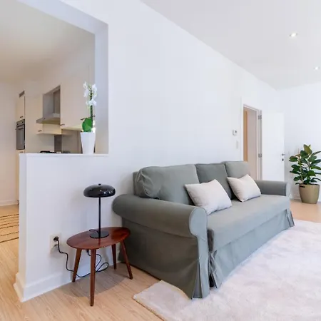 Bright, Spacious & Perfectly Located In The Heart Of