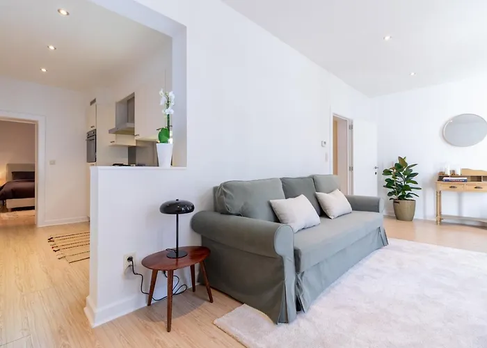 Bright, Spacious & Perfectly Located In The Heart Of