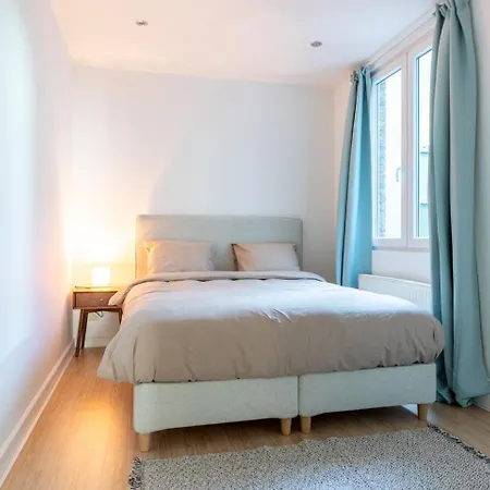 Bright, Spacious & Perfectly Located In The Heart Of Apartment Ghent