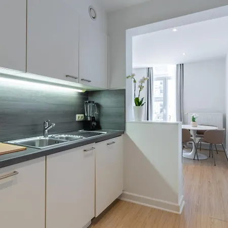Bright, Spacious & Perfectly Located In The Heart Of Apartment *