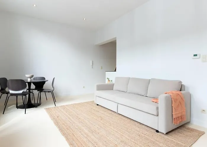 Bright, Spacious & Perfectly Located In The Heart Of *