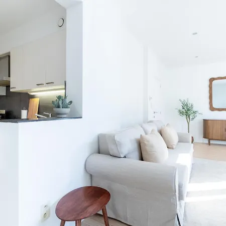 Bright, Spacious & Perfectly Located In The Heart Of